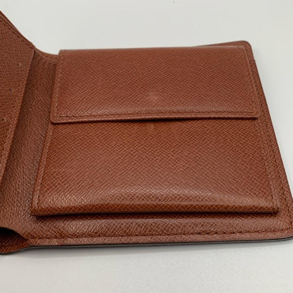 Authentic Louis Vuitton Marco Bifold Wallet - Picture 4 of 13